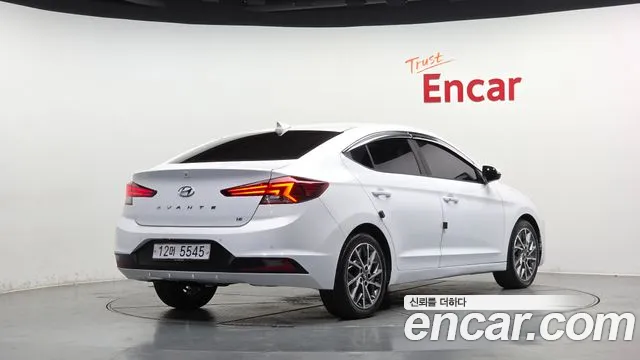 Hyundai Avante 2018 thumb 2