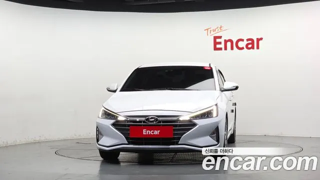 Hyundai Avante 2018 thumb 3
