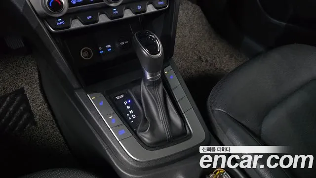 Hyundai Avante 2018 thumb 9