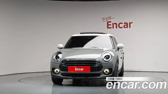 MINI Clubman 2022 thumb 2