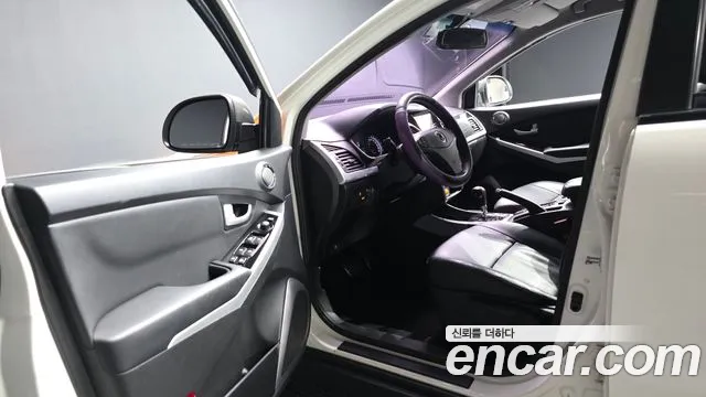KG_Mobility_Ssangyong KORANDO 2016 thumb 9