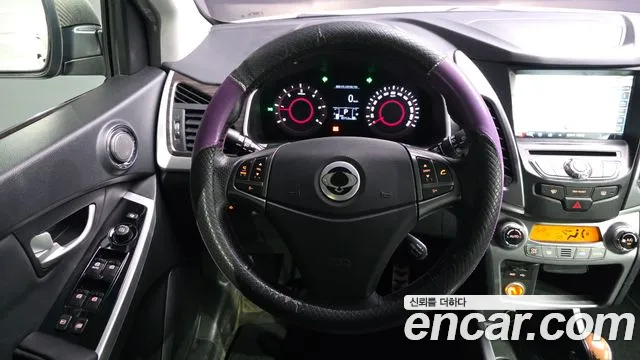 KG_Mobility_Ssangyong KORANDO 2016 thumb 12