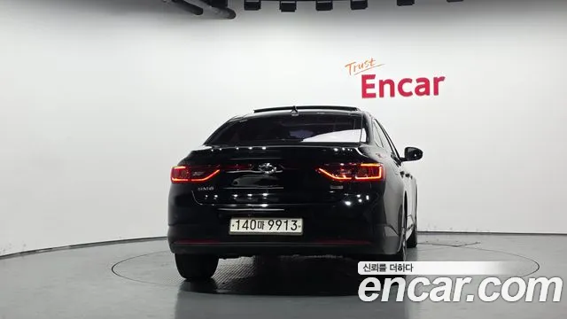 Renault-KoreaSamsung Megane 2016 thumb 3