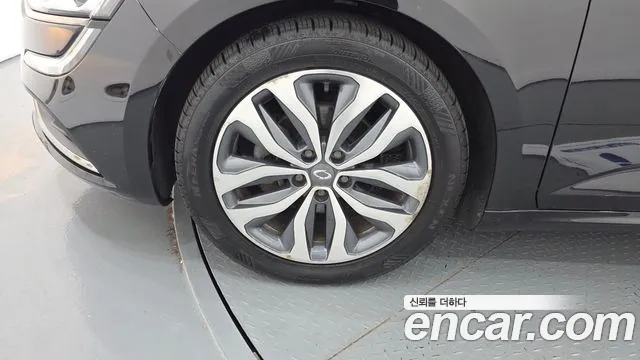 Renault-KoreaSamsung Megane 2016 thumb 4