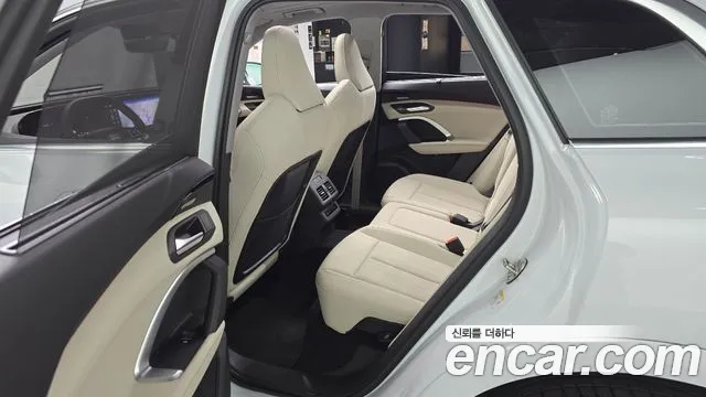 Audi Q5 2025 thumb 11