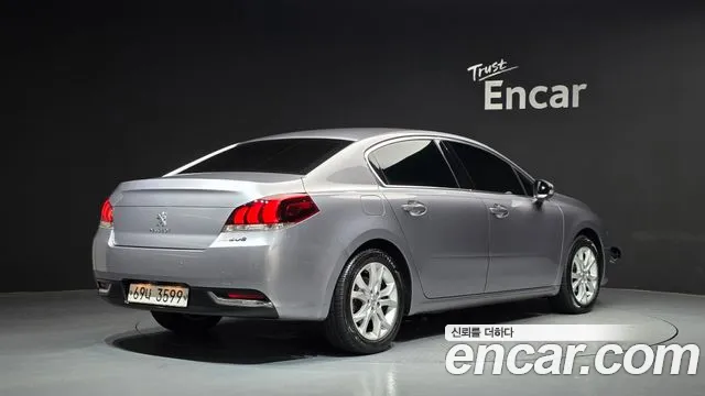 Peugeot 508 2017 thumb 2