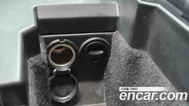 Peugeot 508 2017 thumb 11