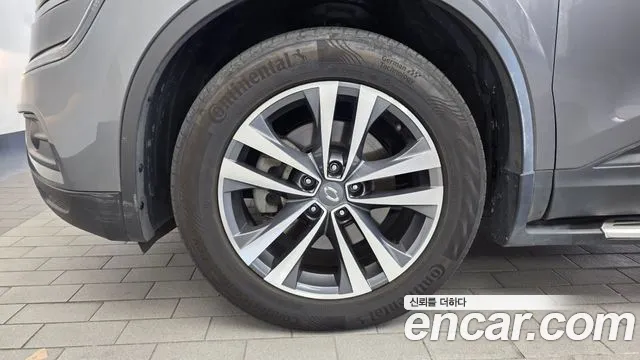 Renault-KoreaSamsung Koleos 2017 thumb 5