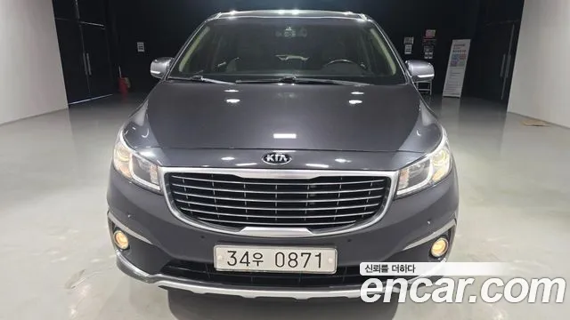 Kia Carnival 2016 thumb 3