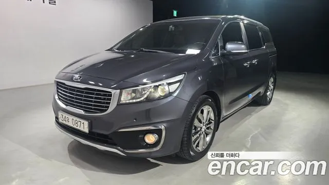 Kia Carnival 2016 thumb 12