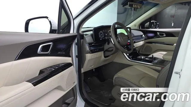 Kia Carnival 2022 thumb 9