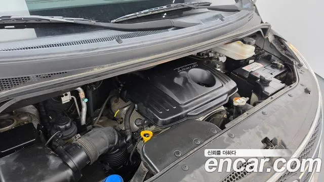 Hyundai Starex 2014 thumb 6