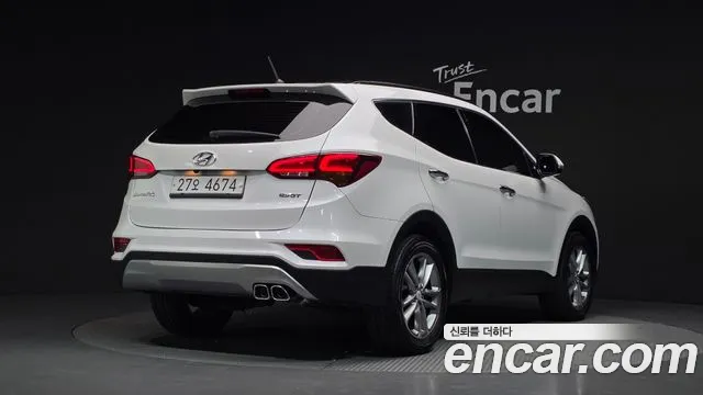 Hyundai Santa Fe 2015 thumb 2