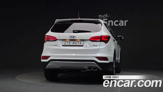 Hyundai Santa Fe 2015 thumb 4