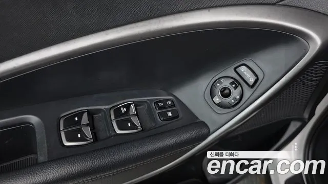 Hyundai Santa Fe 2015 thumb 11