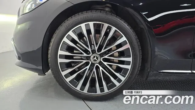 Mercedes-Benz S-Класс 2023 thumb 5