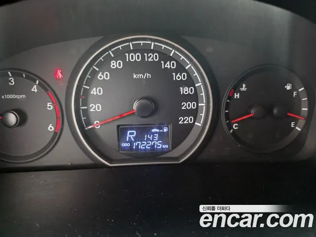 Hyundai Starex 2016 thumb 4