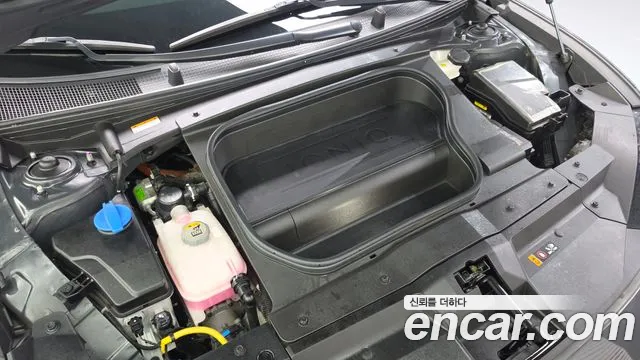 Hyundai IONIQ 6 2023 thumb 5