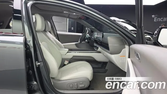 Hyundai IONIQ 6 2023 thumb 10