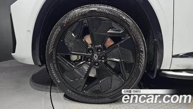 Renault-KoreaSamsung Koleos 2025 thumb 4