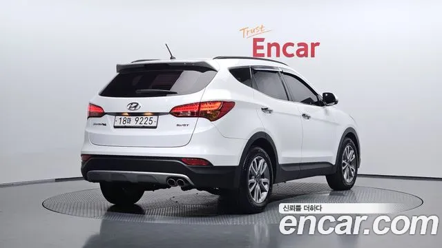 Hyundai Santa Fe 2014 thumb 2