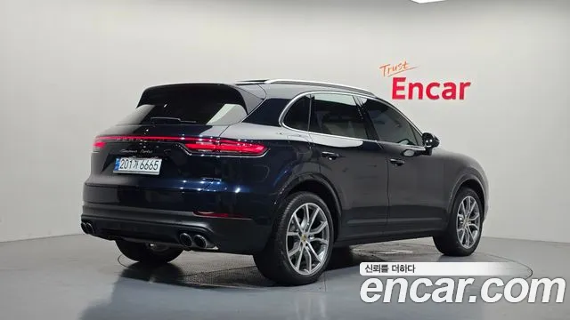Porsche Cayenne 2020 thumb 2