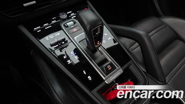 Porsche Cayenne 2020 thumb 9