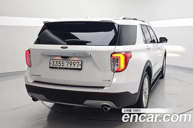 Ford Explorer 2020 thumb 2
