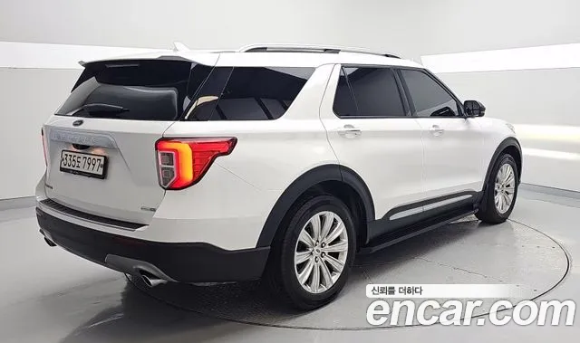 Ford Explorer 2020 thumb 4