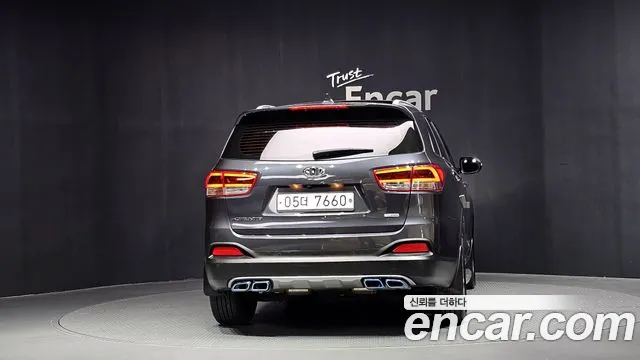 Kia Sorento 2017 thumb 4