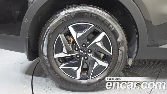 Kia Sorento 2024 thumb 5