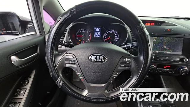 Kia K3 2015 thumb 11