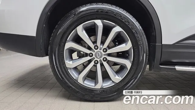 Renault-KoreaSamsung Koleos 2020 thumb 4