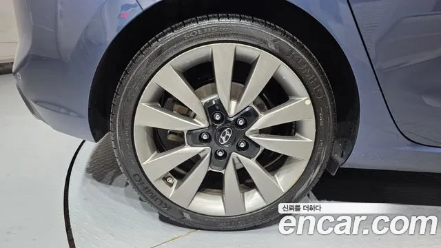 Hyundai i30 2017 thumb 5
