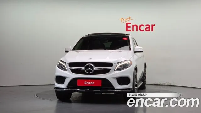 Mercedes-Benz GLE 2017 thumb 3