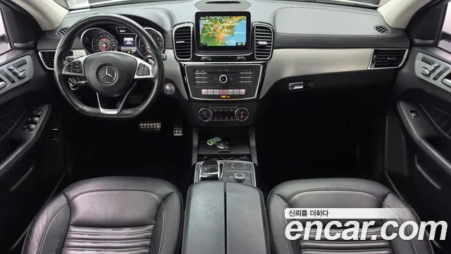 Mercedes-Benz GLE 2017 thumb 7