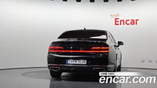 Genesis G90 2019 thumb 4