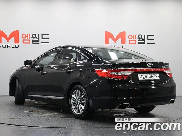 Hyundai Grandeur 2015 thumb 4