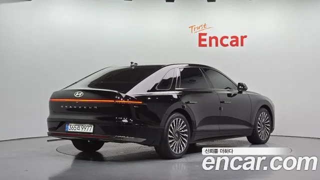 Hyundai Grandeur 2023 thumb 2