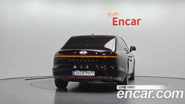 Hyundai Grandeur 2023 thumb 4