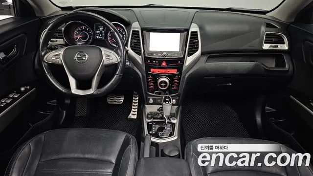 KG_Mobility_Ssangyong TIBOLI 2015 thumb 6
