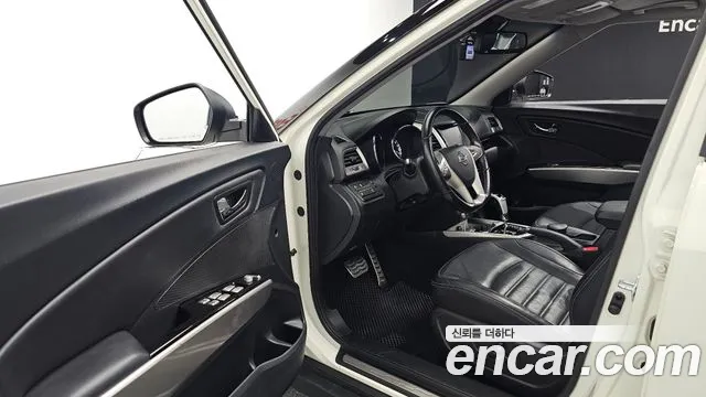 KG_Mobility_Ssangyong TIBOLI 2015 thumb 9