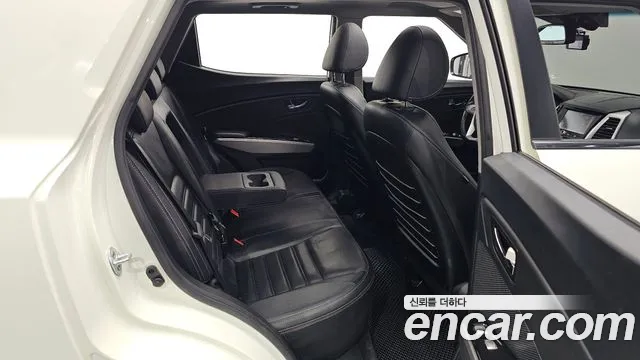KG_Mobility_Ssangyong TIBOLI 2015 thumb 10