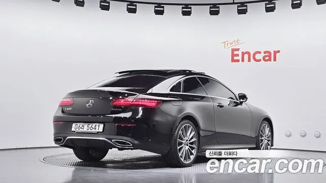 Mercedes-Benz E-Класс 2017 thumb 2