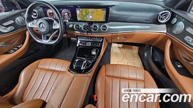 Mercedes-Benz E-Класс 2017 thumb 7