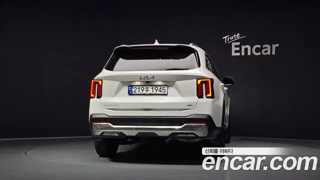 Kia Sorento 2025 thumb 4