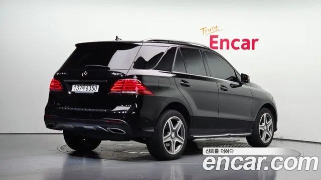 Mercedes-Benz GLE 2016 thumb 2