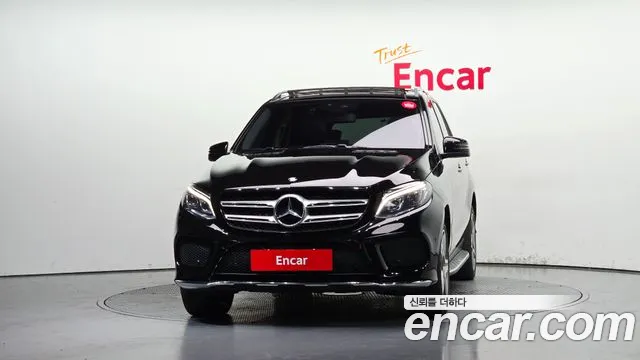 Mercedes-Benz GLE 2016 thumb 3