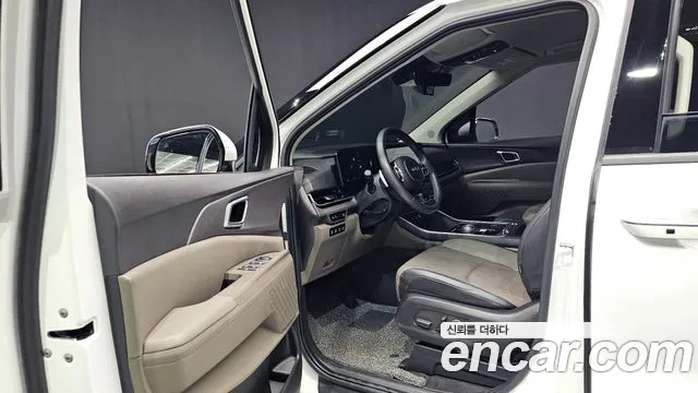 Kia Carnival 2024 thumb 10
