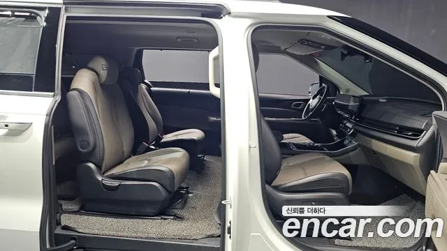 Kia Carnival 2024 thumb 12